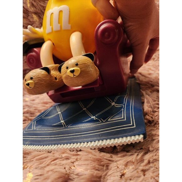 M&Ms Couch Potato Yellow M&M Candy Dispenser 1999 - Picture 3 of 7